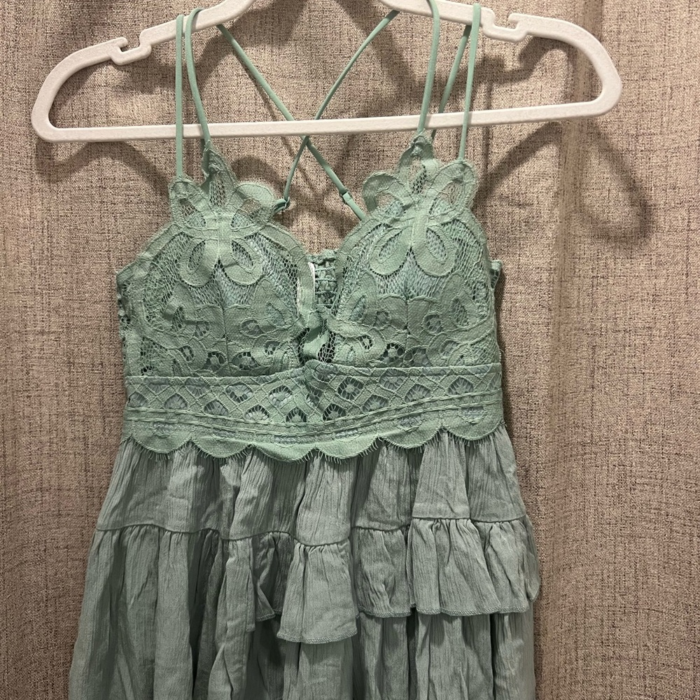 Zenana Outfitters Mint Green Lace Top